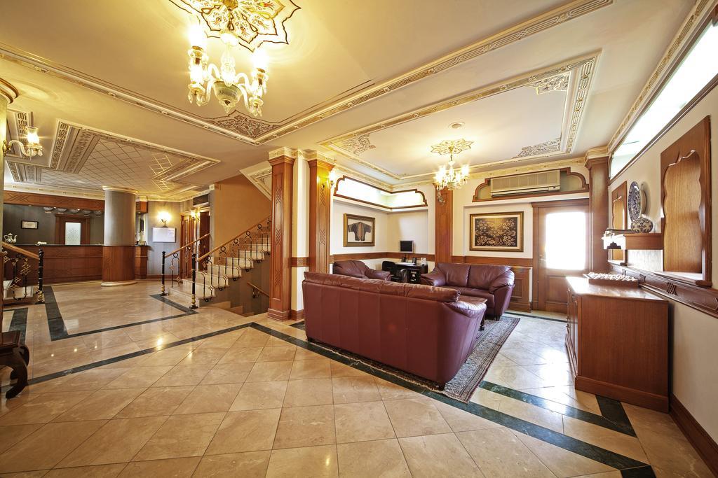 Azade Hotel Istanbul Bagian luar foto