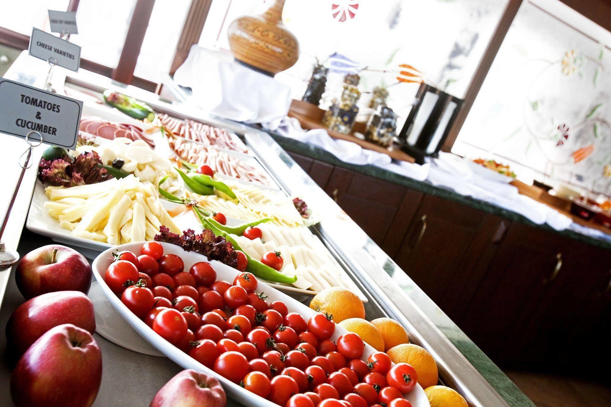 Azade Hotel Istanbul Bagian luar foto